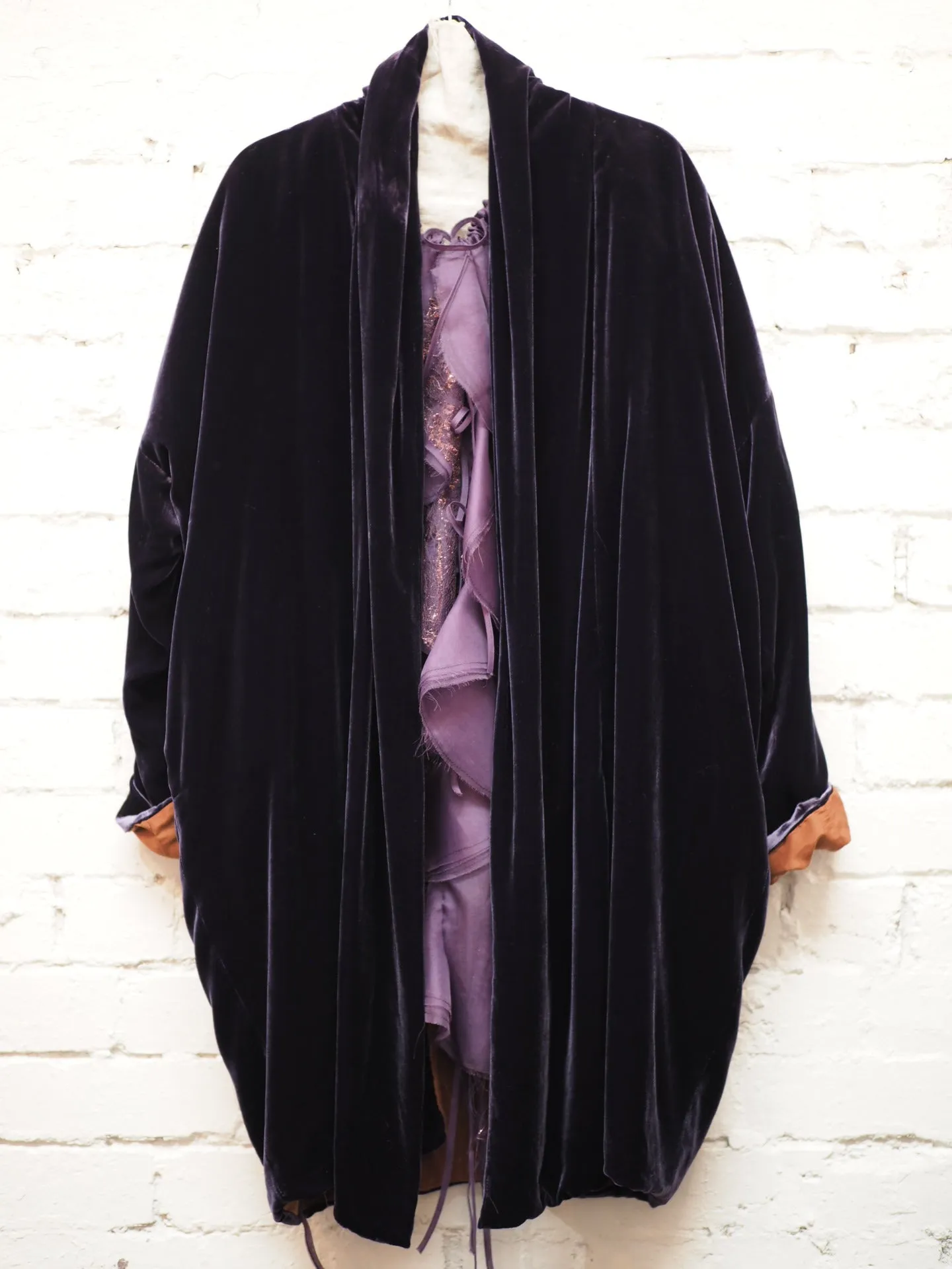 Cocoon coat (silk Velvet)- Ultra violet