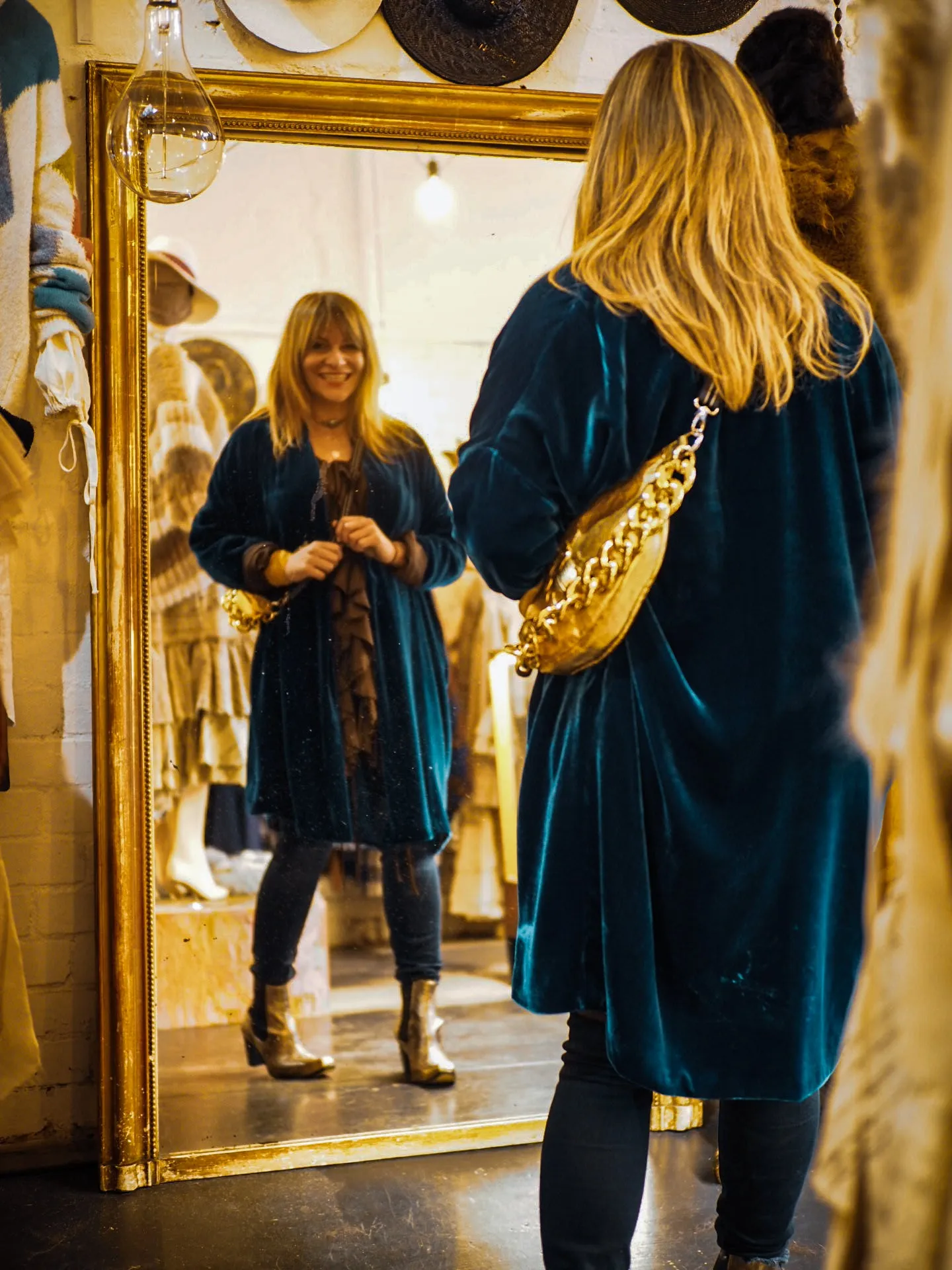 Cocoon coat (silk Velvet)- Ultra violet