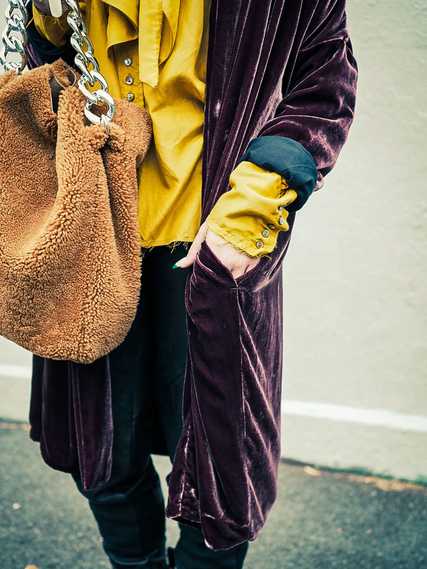 Cocoon coat (silk Velvet)- Ultra violet