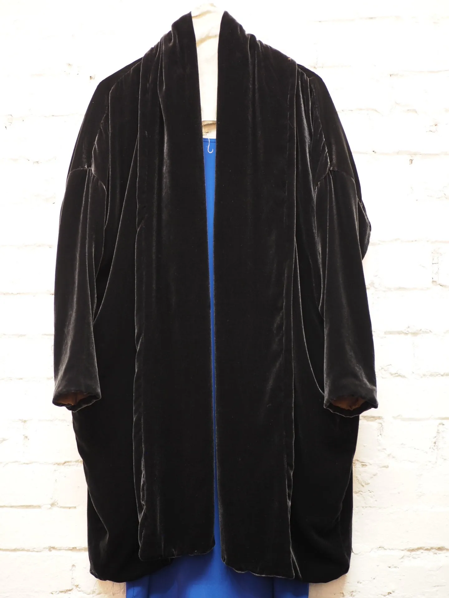 Cocoon coat (silk Velvet)- Ultra violet