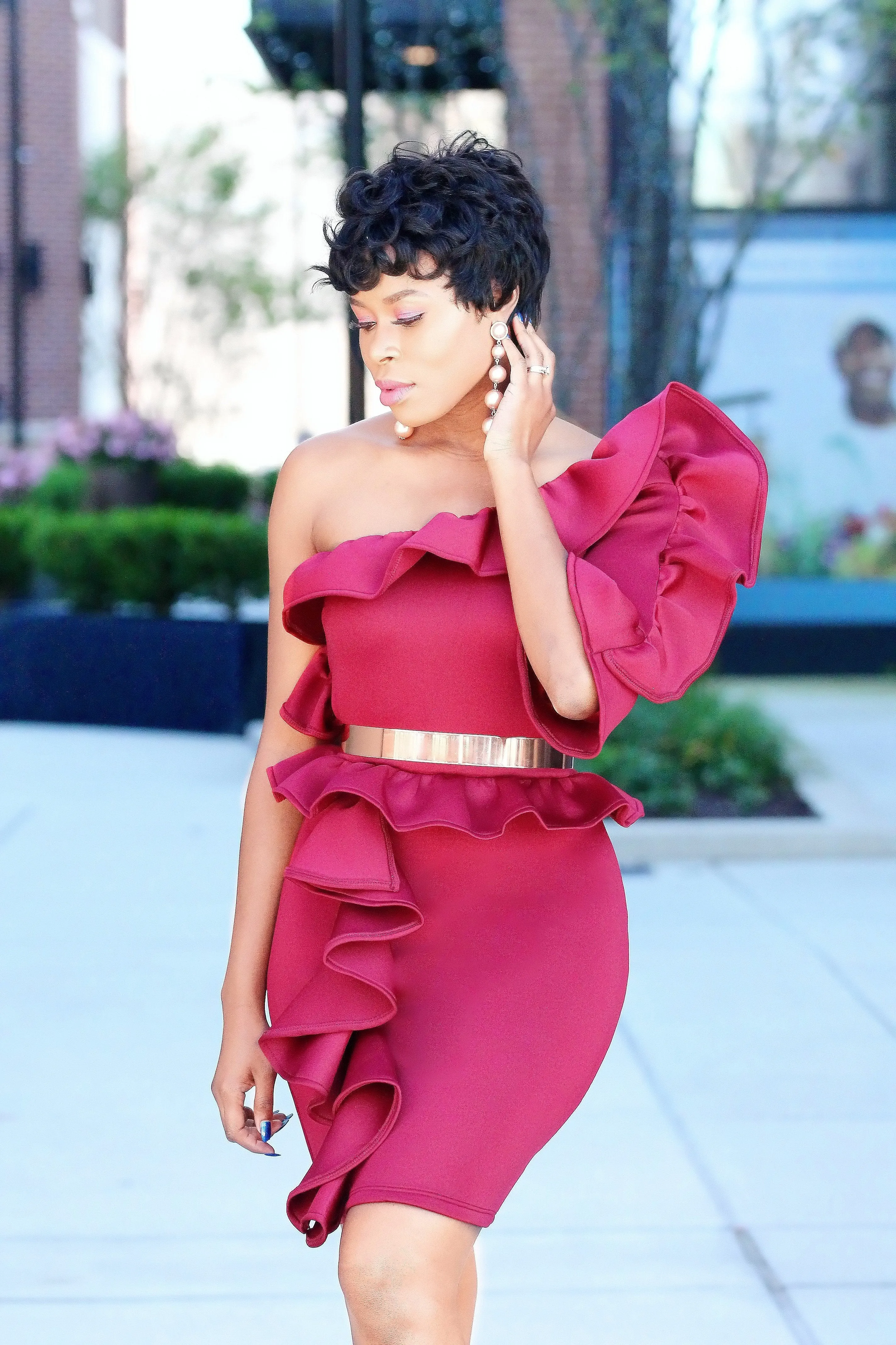 One shoulder ruffle dress